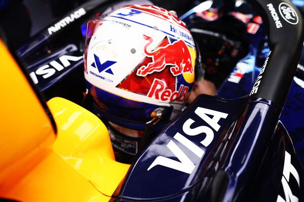 오라클 레드불 레이싱이 ‘VISA’와 다년 계약을 체결하며 파트너십의 범위를 확대했다. 사진=오라클 레드불 레이싱