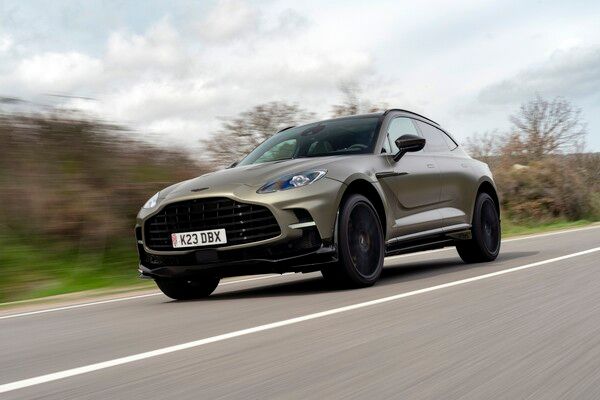 애스턴 마틴 DBX707. 사진=로터스