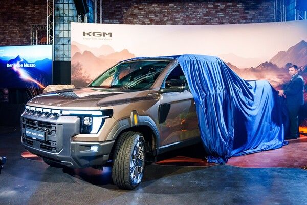 KG 모빌리티(KGM)가 독일에서 대규모 딜러콘퍼런스를 열고 무쏘를 사전 공개하며 유럽 시장 공략에 본격 시동을 걸었다. 사진=KGM