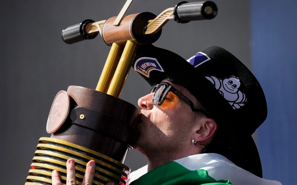 마르코 베제치가 모토GP 제3전 미국 그랑프리에서 우승하며 개막 3연승을 달성했다. 사진=motogp.dom