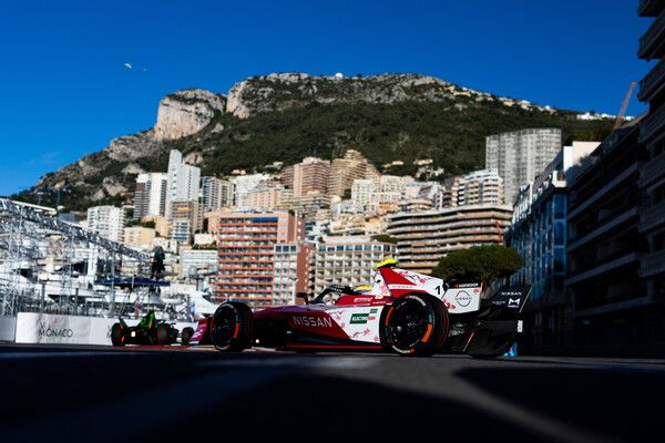 올리버 롤랜드가 ‘2026 ABB FIA 포뮬러 E 월드챔피언십 제10전 모나코 E-프리’에서 우승했다. 사진=닛산