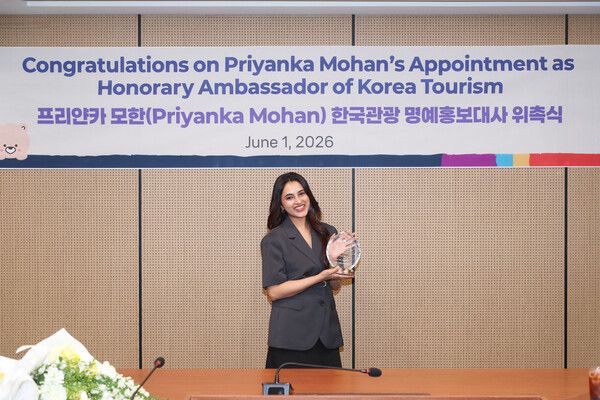 한국관광공사가 인도 인기 배우 프리얀카 모한을 한국관광 명예홍보대사로 위촉하고 인도 시장 공략을 강화한다.