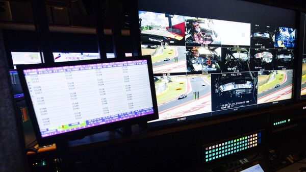 연습주행부터 예선과 하이퍼폴, 결선까지 모든 세션은 WEC 공식 스트리밍 플랫폼 FIAWEC+를 통해 생중계되며 온보드 영상과 실시간 타이밍 정보도 제공된다. 사진=FIA WEC