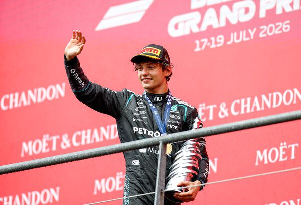 2026 F1 제10전 벨기에 GP에서 우승한 안드레아 키미 안토넬리(왼쪽 두번째). 사진=메르세데스 F1