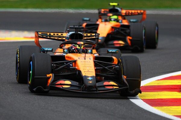 맥라렌이 2026 F1 벨기에 그랑프리에서 포디엄에 근접한 속도를 보여주고도 오스카 피아스트리 5위, 랜도 노리스 7위에 그쳤다. 사진=맥라렌