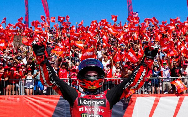 마르크 마르케즈가 아라곤 그랑프리에서 우승하며 스프린트에 이어 주말 더블을 완성했다. 사진=motogp.com