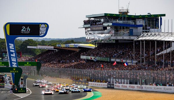 르망 24시의 하이퍼카 결선 스타트 장면. 사진=FIA WEC