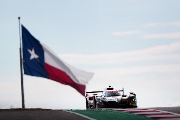 BMW M 팀 WRT가 서킷 오브 디 아메리카스(COTA)에서 열린 2026 FIA 세계 내구 선수권(WEC) 제5전 론스타 르망에서 시즌 후반기 첫 경기를 어렵게 시작했다.
