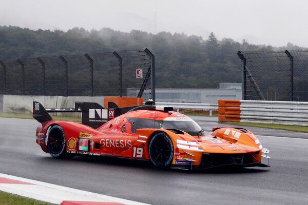 2026 FIA WEC 후지 6시간 FP3에서 주행하고 있는 제네시스 #19호차. 사진=전현철 기자.