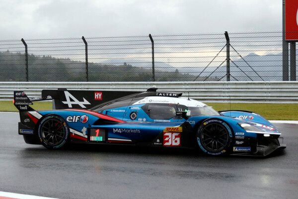 2026 FIA WEC 후지 6시간 FP3에서 주행하고 있는 알핀 #36호차. 사진=전현철 기자.