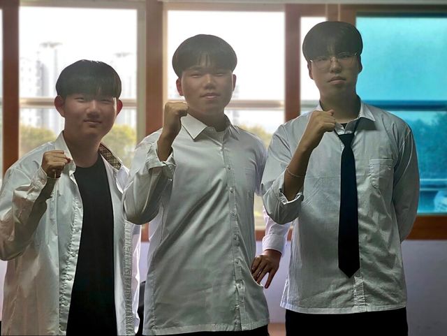 왼쪽부터 정동화, 이승주, 이현우 학생. (사진=광주시교육청)