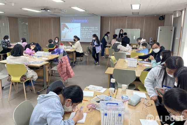 과학관과 박물관 이야기 만들기 체험. (사진=국립광주과학관)