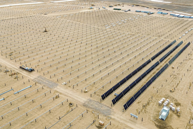 미국 콜로라도 주에 건설 중인 태양광 발전소 부지 전경. (사진=한화솔루션 큐셀부문)