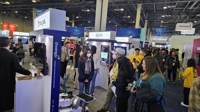 CES 2024에 참여한 광주 기업인들. (사진=광주광역시)