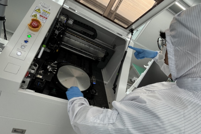 반도체 클린룸 현장실습 모습. (사진=대한상공회의소 광주인력개발원)