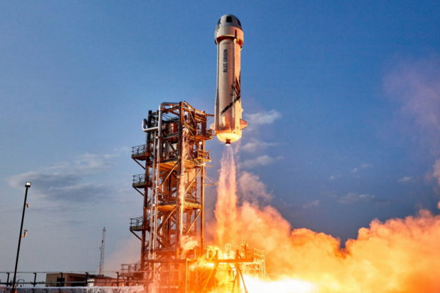 국제 민간 우주기업 블루 오리진의 뉴 셰퍼드 우주선이 이륙하고 있다. (사진=Blue Origin)