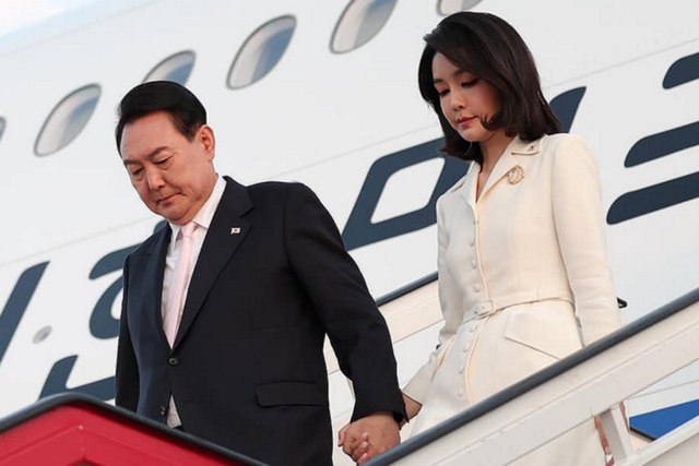 윤석열 전 대통령과 부인 김건희 여사. (사진=윤석열 SNS)