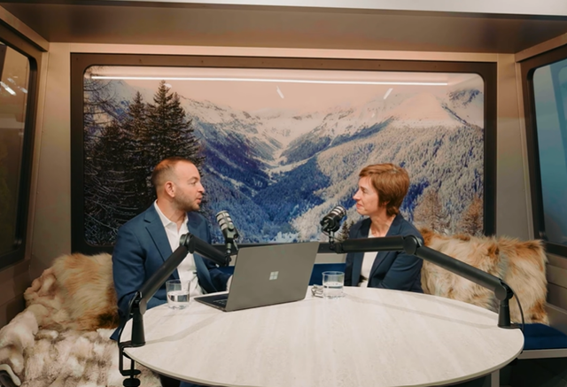 조엘 피노 코히어 최고AI책임자(오른쪽). (사진=Alex Kantrowitz Youtube)