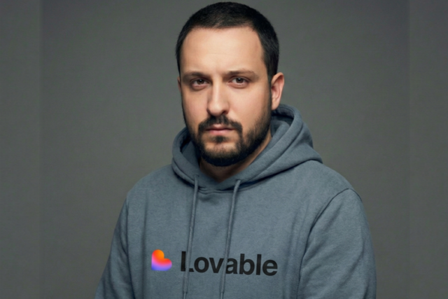 라자르 요바노비치는 전통적인 코딩 습관을 버리고 AI 에이전트의 흐름을 주도하는 '제품 제작자'의 마인드가 중요하다고 강조했다. (사진=러버블)