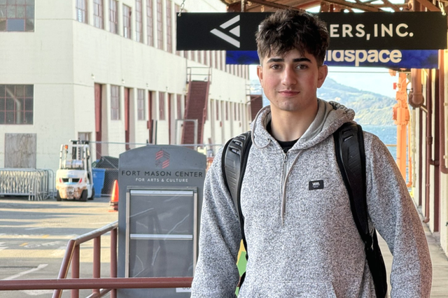 칼로리 추적 AI 앱 '칼 AI'를 개발한 잭 야데가리 CEO. (사진=X)