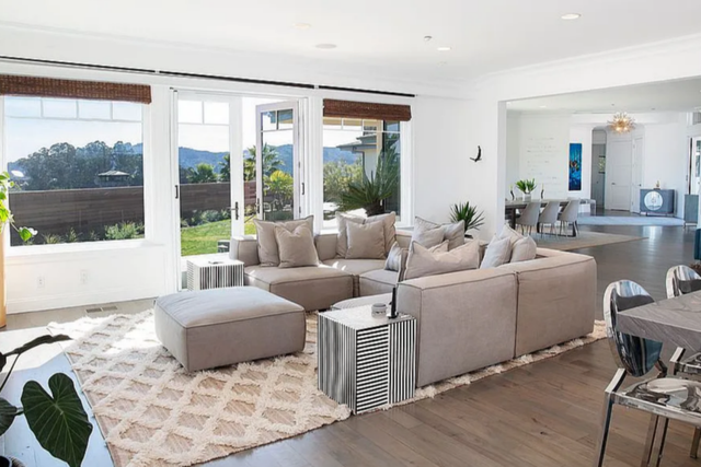 스톰 던컨이 내놓은 매물. (사진=링크드인)