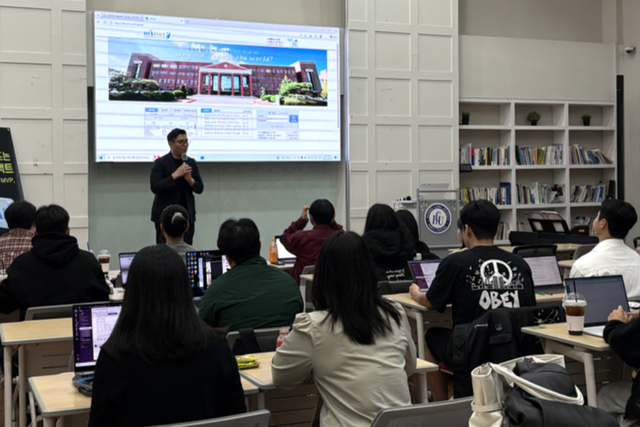 AI로 만드는 소셜임팩트를 주제로 한동대는 교육부·경북RISE센터의 지원을 받아 AI융합 전공생을 대상으로 히즈빈스와 함께 창업 역량강화 프로그램을 3개월에 걸쳐 진행했다. (사진=한동대)