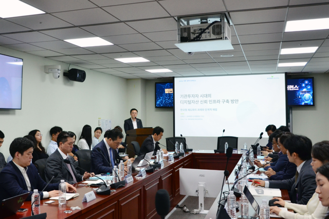 (사진=비댁스)