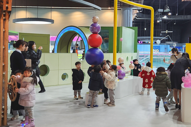 지난 무료개관 행사에 과학관에 방문한 관람객들. (사진=국립광주과학관)