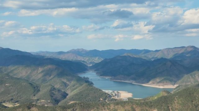 군위 화산마을 캠핑장