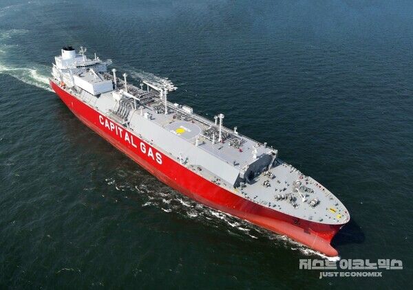 HD현대중공업이 건조해 지난 2024년 인도한 LNG운반선의 시운전 모습. HD현대는 향후 스타링크를 활용해 인도를 앞둔 선박의 원격 시운전을 확대할 계획이다.