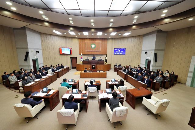 의왕시의회가 2일 19일간 일정으로 제308회 제2차 정례회를 개회했다. 의왕시의회 제공