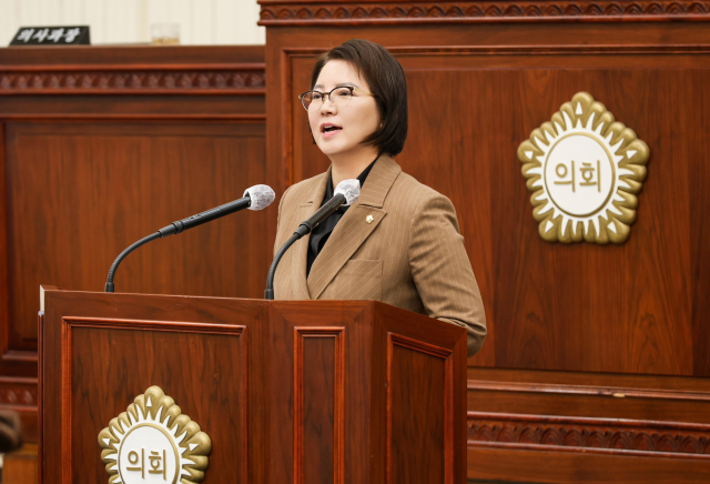 황선희 과천시의원이 7분 자유발언을 하고 있다. 과천시의회 제공