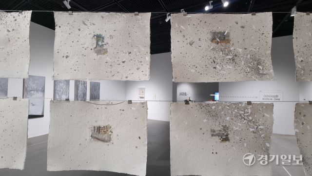 정은별 작가의 작품 ‘모퉁이 이야기’의 뒷모습. 이나경기자