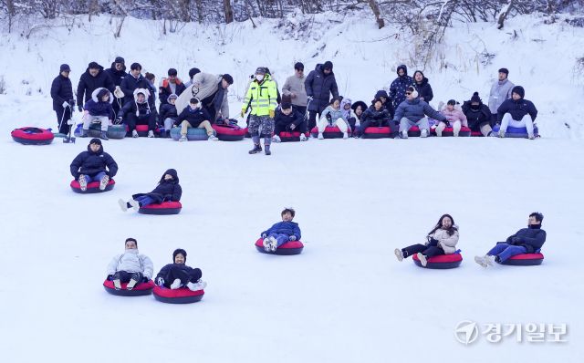 겨울축제, 관광객 북적북적 [포토뉴스]