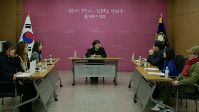 이천시의회 박노희 의원이 이천 관내 편의점 대표들과 담배소매점 간 거리 제한 등에 대해 간담회를 개최했다. 박노희 의원 제공