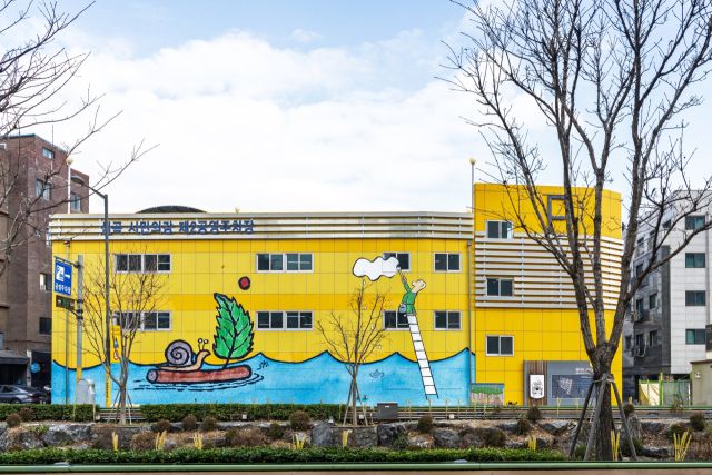 부천 심곡 시민의 강 제2공영주차장 벽화 이미지.한국만화영상진흥원 제공