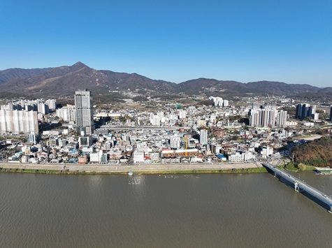 ‘127 테라스에 그린(Green, Draw) 양평다운타운’ 도시재생사업 대상지인 양평군 양평읍 양근리 전경. 양평군 제공