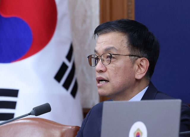 최상목 대통령 권한대행이 31일 정부서울청사에서 열린 국무회의에서 발언하고 있다. 연합뉴스