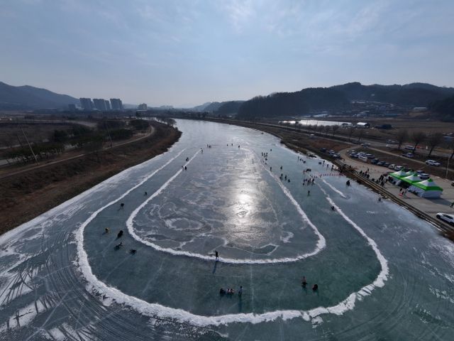 연천군 연천읍 차탄천 얼음썰매장 개장