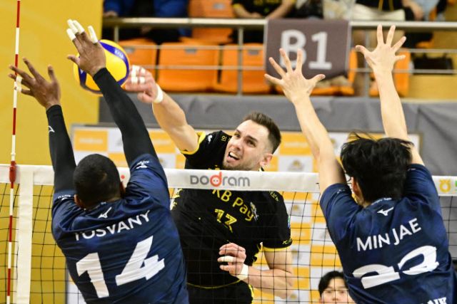 12일 의정부 경민대체육관에서 열린 도드람 2024-25 V리그 남자부 인천 대한항공과의 경기서 의정부 KB손해보험 비예나가 공격을 하고 있다.KOVO 제공.