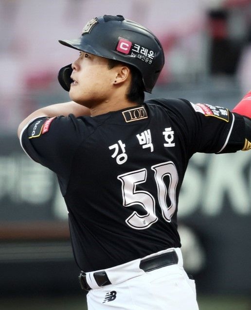 7억원에 2025시즌 연봉 계약을 맺은 강백호.경기일보 DB