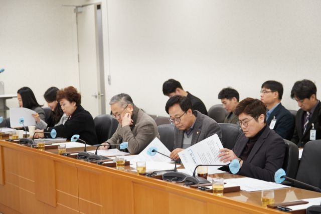 지난 7일 오전 용인특례시의회 월례회의가 의원들이 참석한 가운데 진행되고 있다. 용인특례시의회 제공