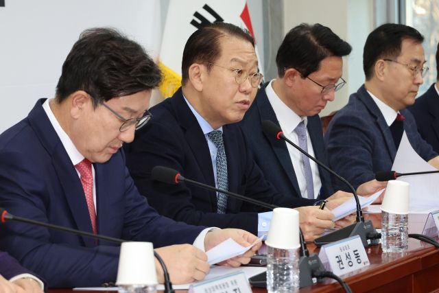 국민의힘 권영세 비상대책위원장이 9일 오전 서울 여의도 국회에서 열린 비상대책위원회의에서 발언하고 있다. 연합뉴스