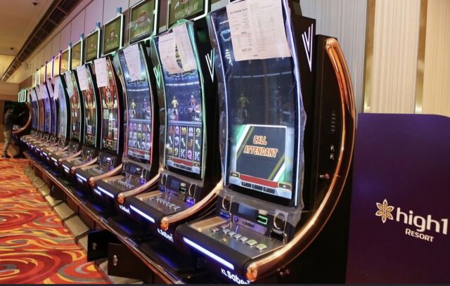 강원랜드 카지노 영업장에 설치된 자체제작 슬롯머신. 강원랜드 제공