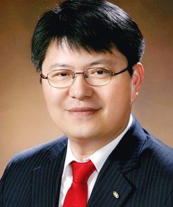 라정찬 박사(바이오스타그룹 회장)