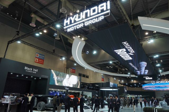 ‘서울 국제 항공우주 및 방위산업 전시회’ 현대로템 전시관 전경. 현대로템 제공