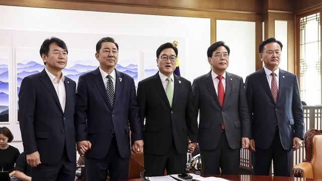 여야 원내대표단. 연합뉴스