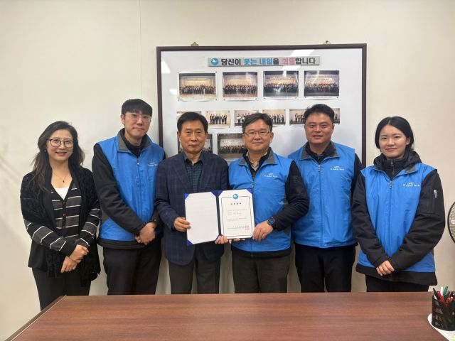 한국수자원공사 자회사인 케이워터기술 경기서남권사업소는 11일 안산·시흥·광명범죄피해자지원센터를 방문, 150만원의 후원금을 전달했다. 범죄피해자지원센터 제공