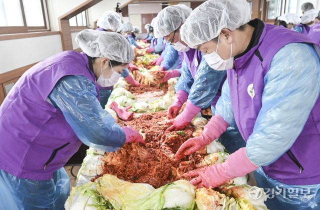 2025년 북한 이탈주민 김장체험 및 소외계층 나눔행사 [포토뉴스]