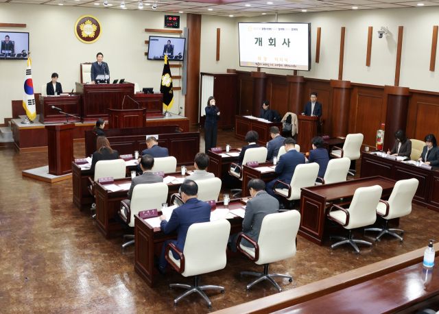 광명시의회가 19일 제297회 제2차 정례회를 개회했다. 광명시의회 제공